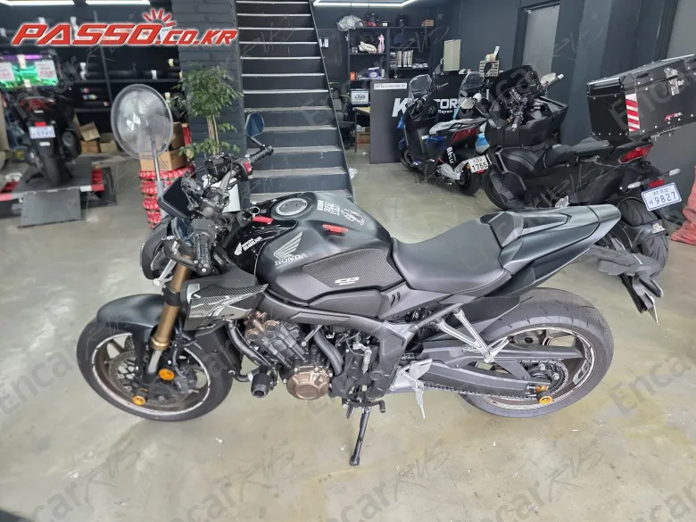 HONDA CB 650 R E-CLUTCH - фото 1
