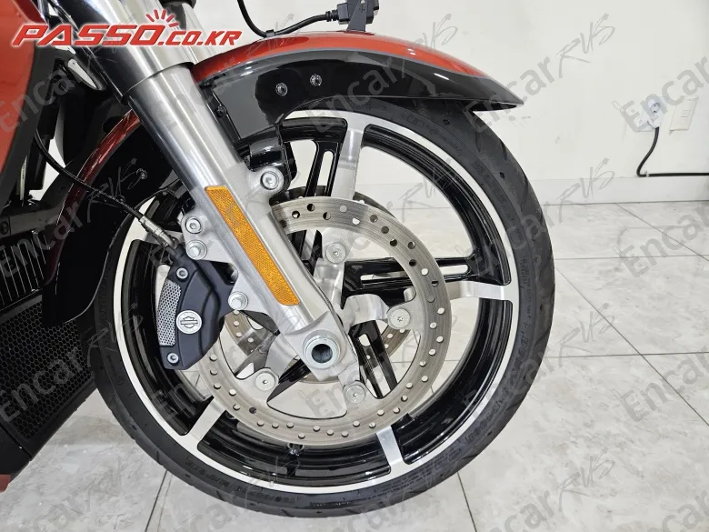 Harley-Davidson Street Glide Ultra - фото 5