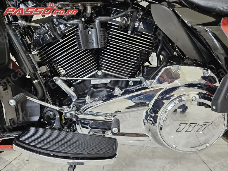 Harley-Davidson Street Glide Ultra - фото 4