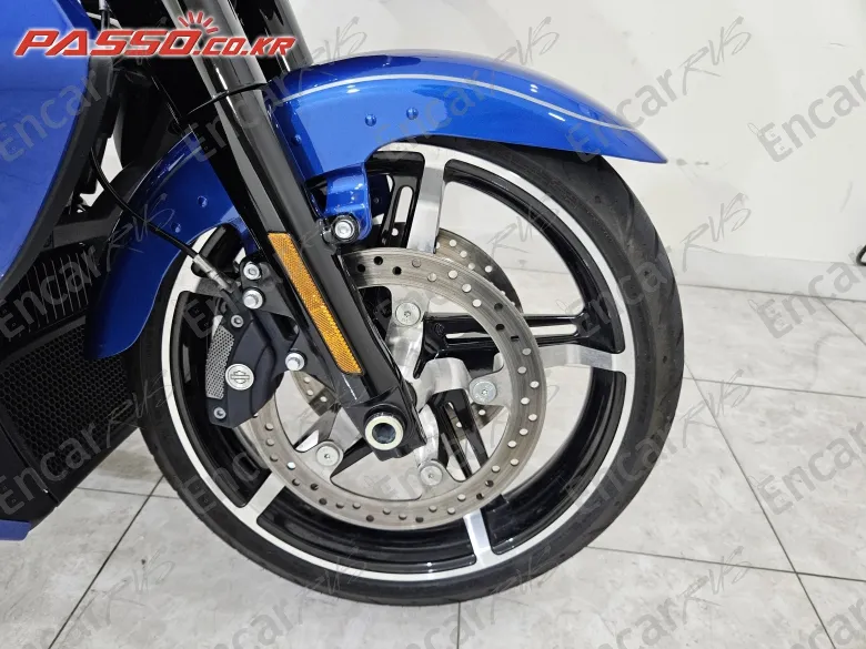 Harley-Davidson Street Glide Ultra - фото 5