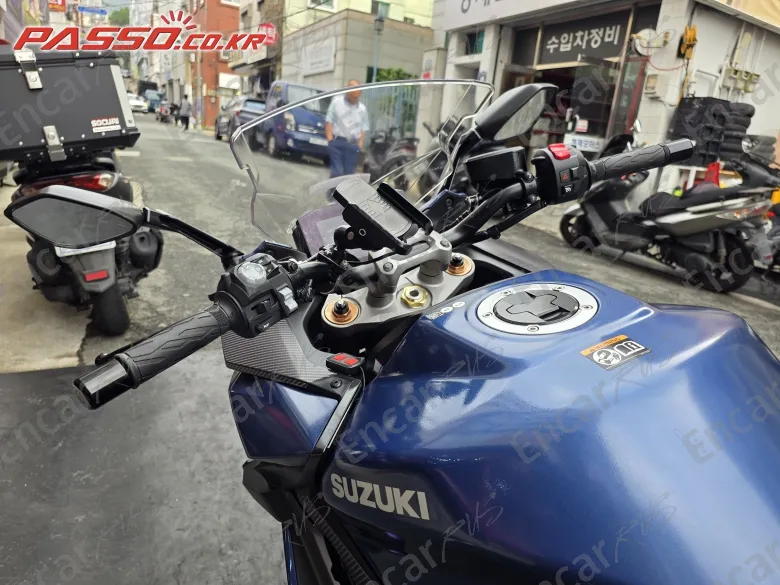 SUZUKI GSX S 1000 GT - фото 3