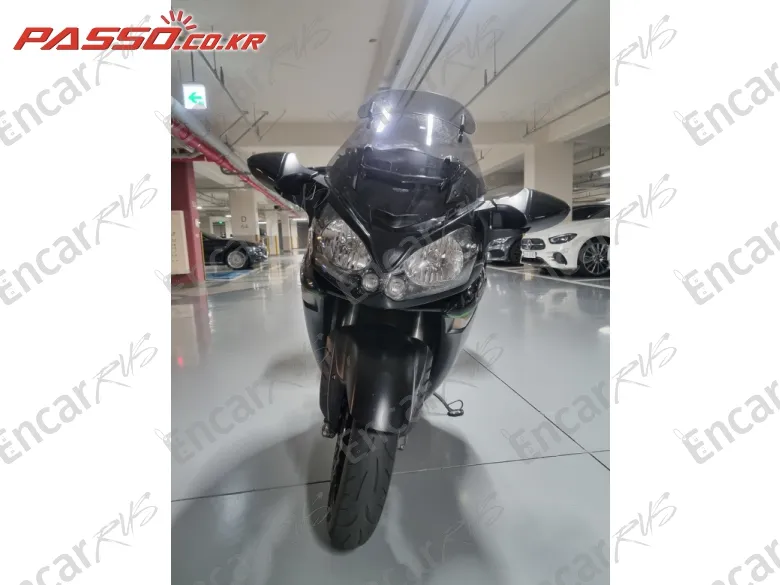 Kawasaki Gtr 1400 - фото 4
