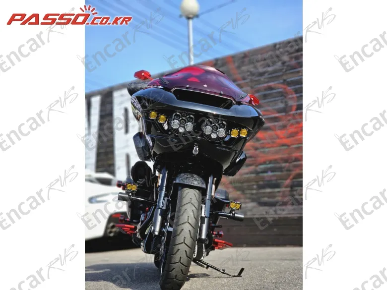 HARLEY-DAVIDSON CVO ROAD GLIDE ST - фото 4