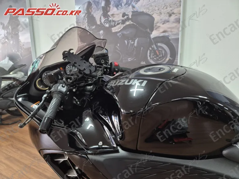SUZUKI GSX R 1300 HAYABUSA - фото 3