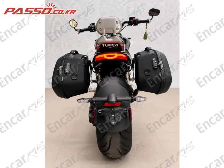 Triumph Rocket Ⅲ Gt - фото 2