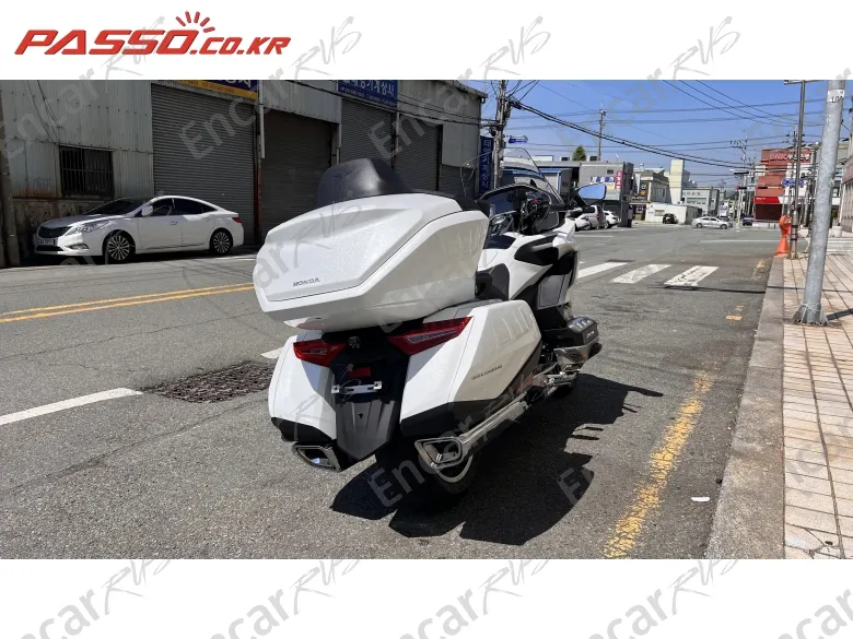 HONDA GOLDWING TOUR DCT AIRBAG - фото 2