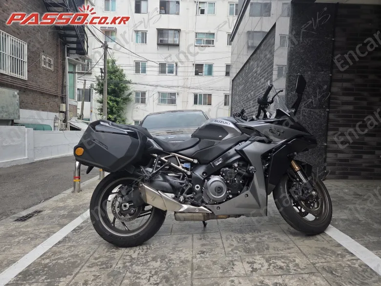 SUZUKI GSX S 1000 GT - фото 0