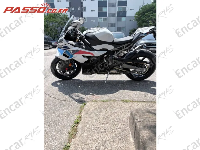 BMW S 1000 RR - фото 1
