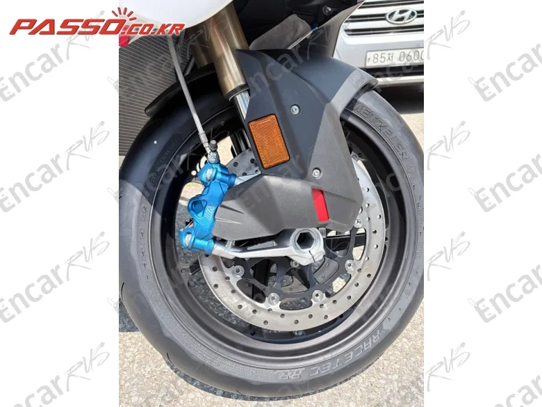 BMW S 1000 RR - фото 5
