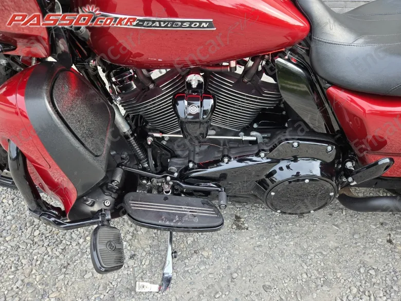 HARLEY-DAVIDSON ROAD GLIDE SPECIAL - фото 4