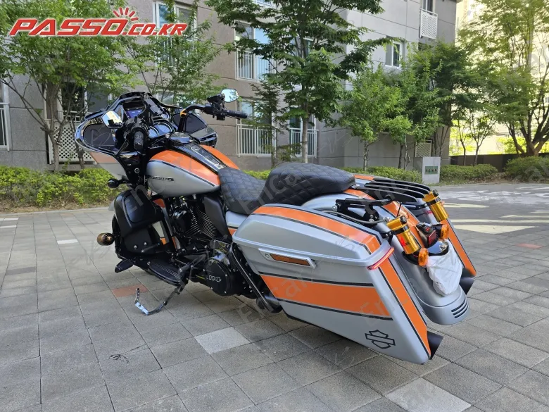 HARLEY-DAVIDSON ROAD GLIDE SPECIAL - фото 5