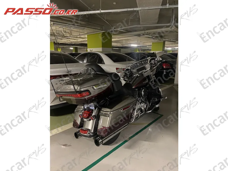 Harley-Davidson Flhtcuses - фото 0