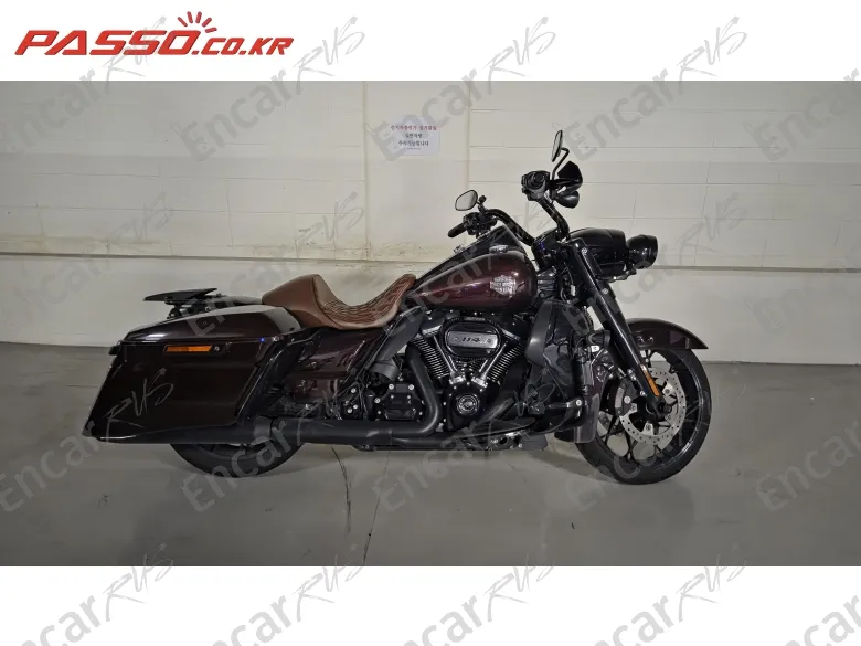 HARLEY-DAVIDSON ROAD KING SPECIAL - фото 0