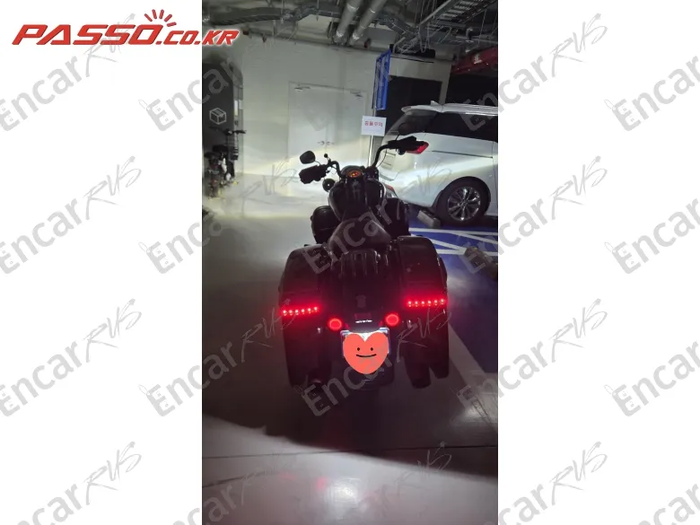HARLEY-DAVIDSON ROAD KING SPECIAL - фото 6