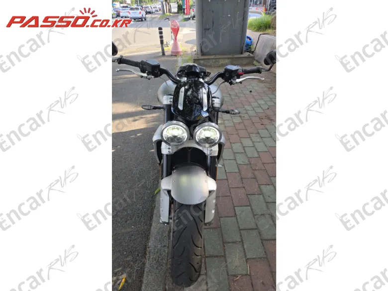 Triumph Rocket Ⅲ R - фото 4