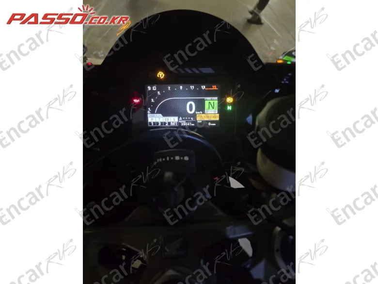 Honda Cbr 1000 Rr Sp - фото 4
