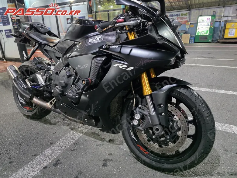 Yamaha Yzf R1 - фото 4