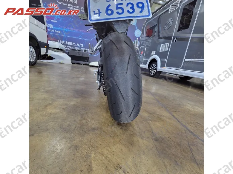 HONDA CB 650 R E-CLUTCH - фото 5