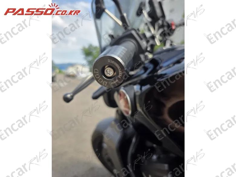 Honda Cb 1000 R - фото 3