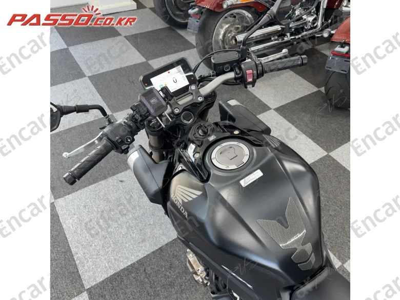 HONDA CB 650 R E-CLUTCH - фото 3