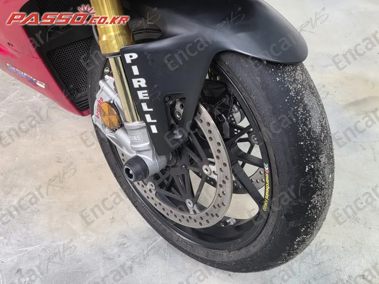 Ducati Panigale V4 S - фото 5