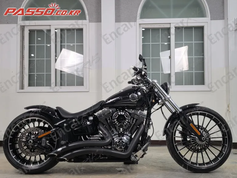 Harley-Davidson Breakout - фото 0