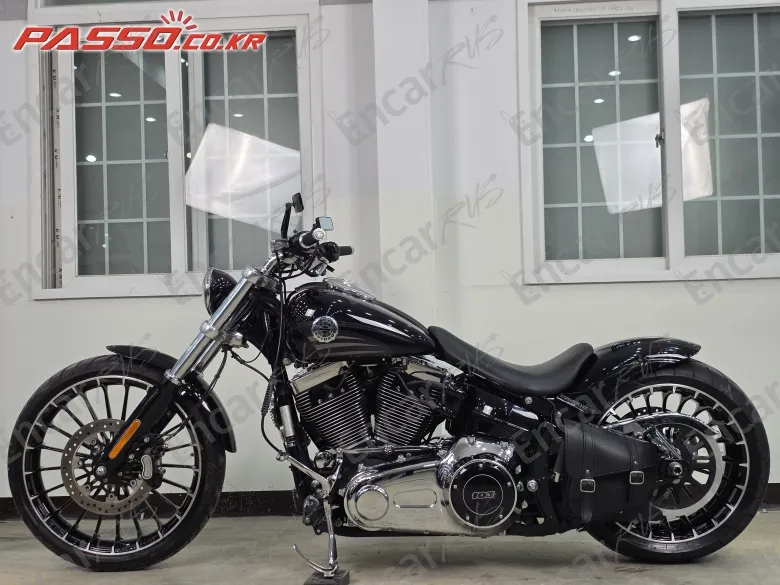 Harley-Davidson Breakout - фото 1