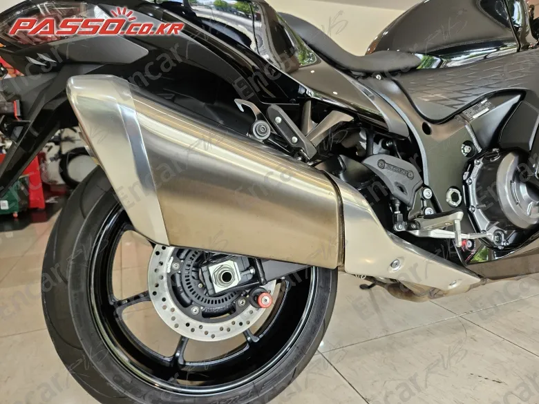 SUZUKI GSX R 1300 HAYABUSA - фото 6