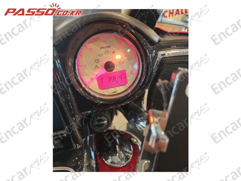 Indian Chief Roadmaster - фото 3