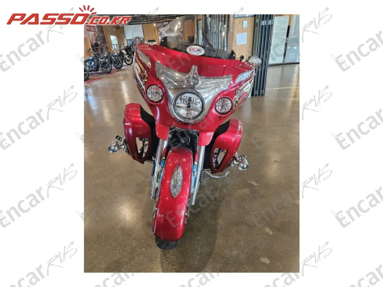 Indian Chief Roadmaster - фото 4