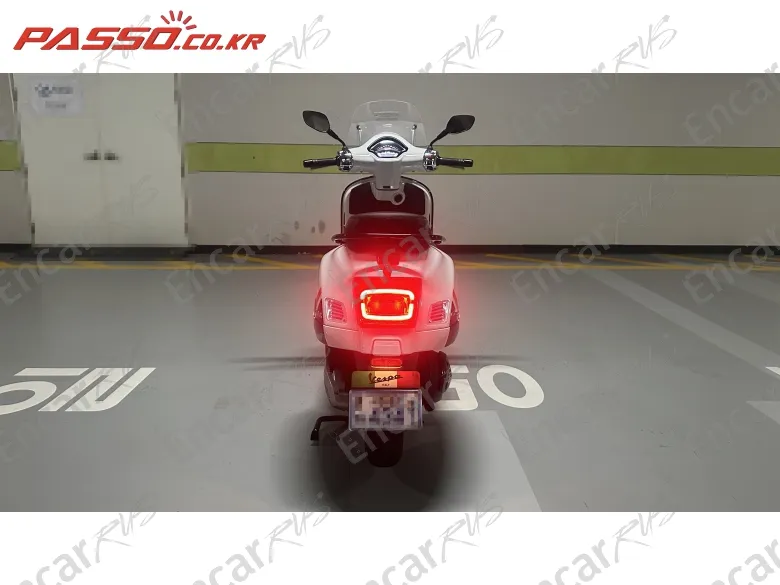 Vespa Gts 300 Super Sport - фото 2