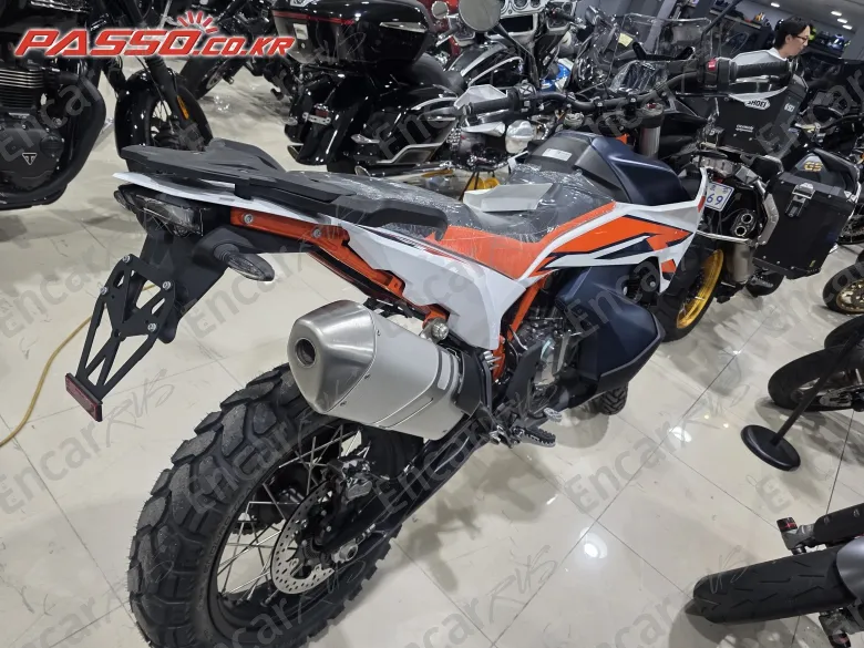 KTM 890 ADVENTURE R - фото 6
