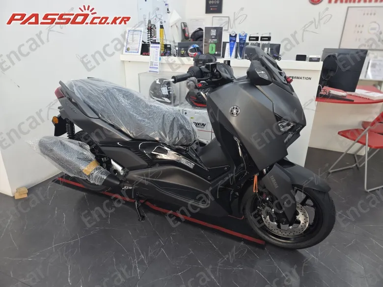YAMAHA X MAX 300 ABS - фото 4