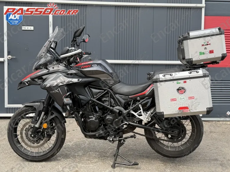 Benelli Trk 502 X - фото 1