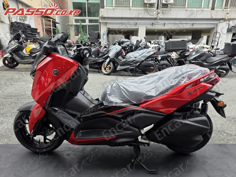 YAMAHA X MAX 300 ABS - фото 1