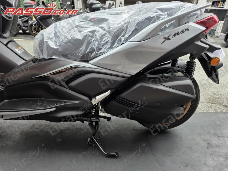 YAMAHA X MAX 300 ABS - фото 4
