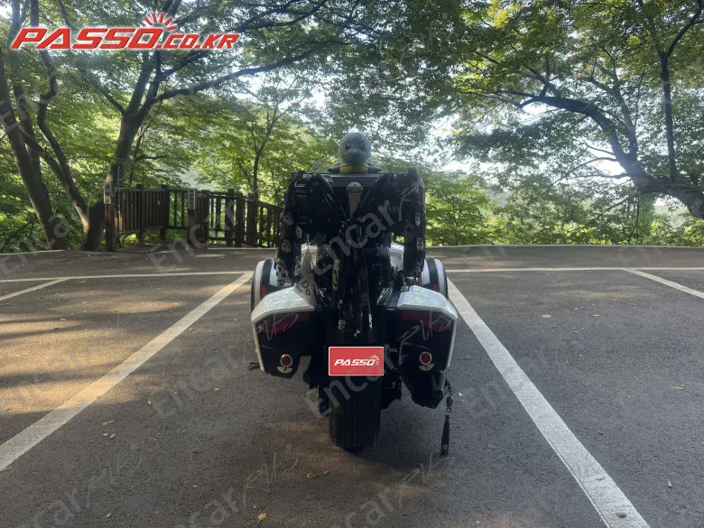Brp Can-Am Spyder F3 T - фото 2