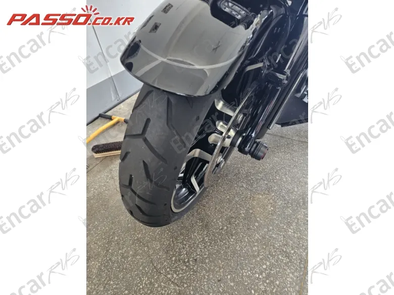 Harley-Davidson Street Glide Ultra - фото 5