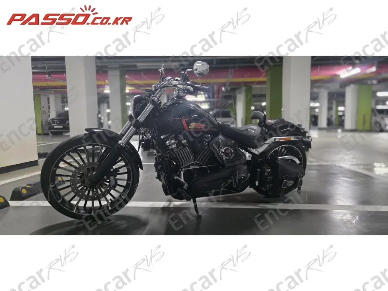 Harley-Davidson Breakout 117 - фото 1
