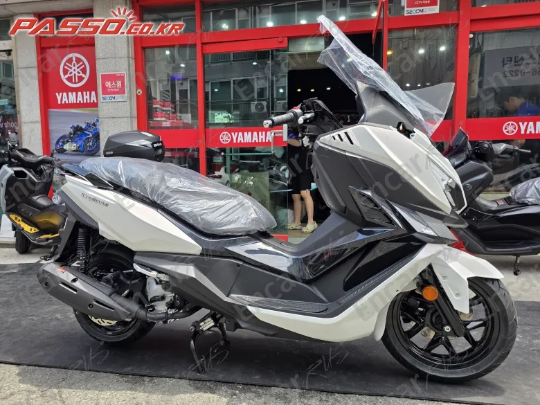SYM CRUISYM 125 ABS - фото 0