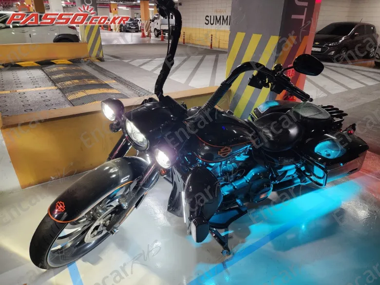 HARLEY-DAVIDSON ROAD KING SPECIAL - фото 0