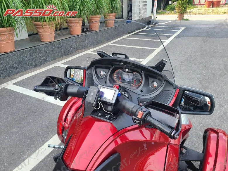 Brp Can-Am Spyder Rt - фото 3