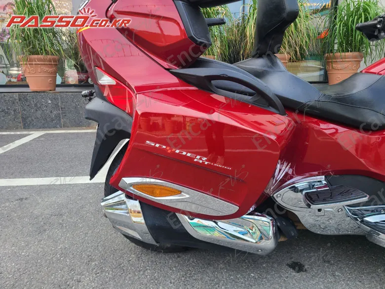 Brp Can-Am Spyder Rt - фото 6