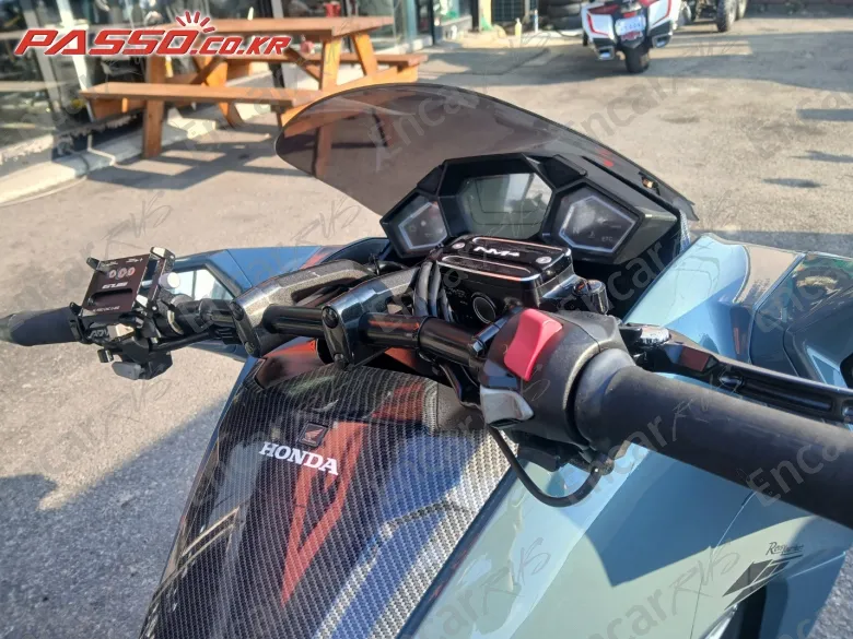 Honda Nm4 - фото 3