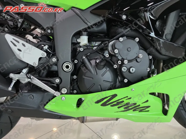 Kawasaki Zx 6 R 636 - фото 4