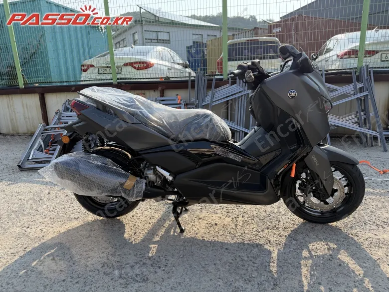 YAMAHA X MAX 300 ABS - фото 0