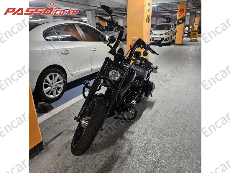 Harley-Davidson Breakout - фото 1
