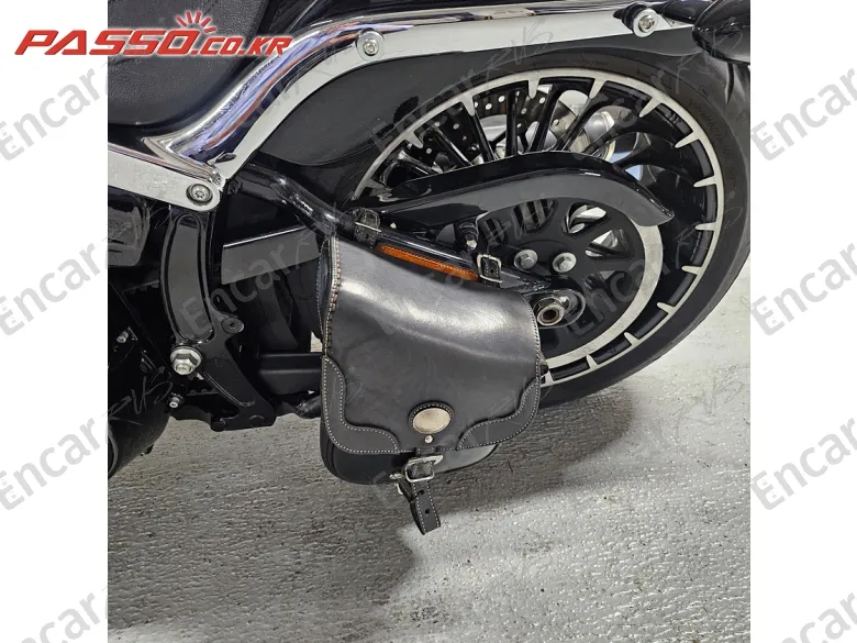 Harley-Davidson Breakout - фото 4
