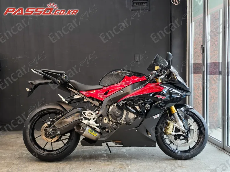 BMW S 1000 RR - фото 0