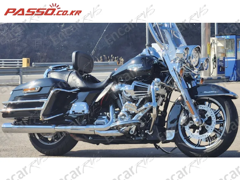 Harley-Davidson Flhr - фото 0